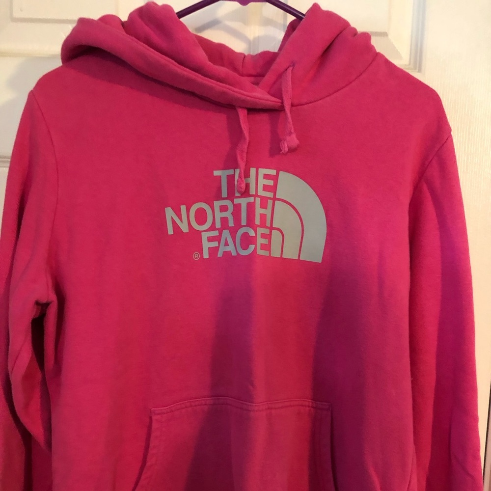 Women’s north face hoodie
